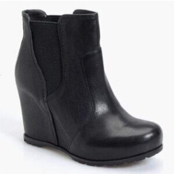 Kork-Ease Shoes - Kork-Ease Pilar ankle heel booties women’s 9.5 EUC
